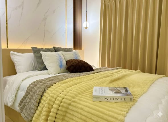 bedroom of Sereno Airport Condo