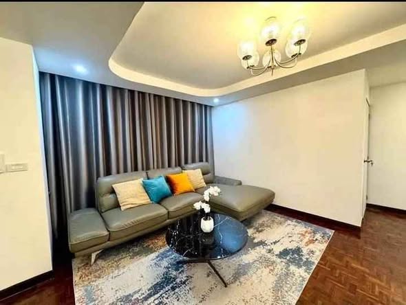 living room and bedroom of Siam Condominium