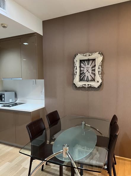 room interior of Siri at Sukhumvit