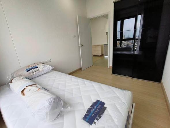 bedroom of Supalai Loft Prajadhipok-Wongwian Yai