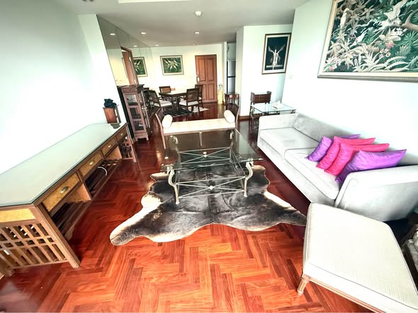 living room of Supreme Garden