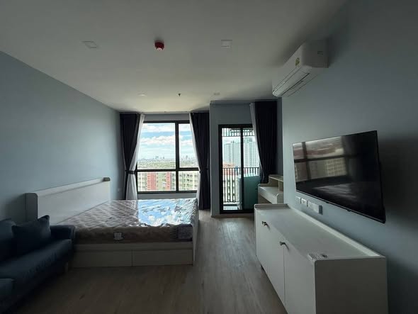 bedroom of The Rich Rama 9 – Srinagarindra