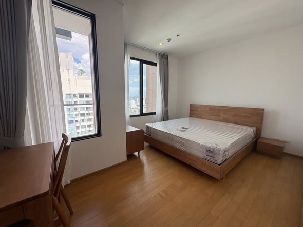 bedroom of Villa Asoke Condominium