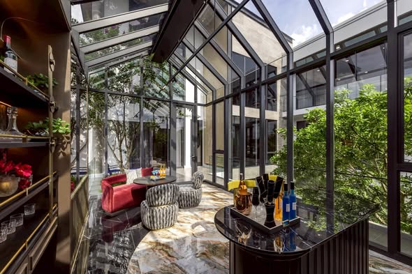 VIVE กรุงเทพกรีฑาตัดใหม่ | วีเว่ กรุงเทพกรีฑาตัดใหม่ by LH