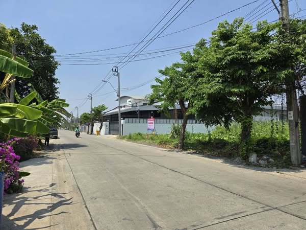 Bangkok Metropolitan Land Office, Bang Khun Thian Branch