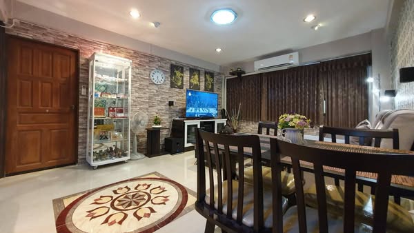 living room of C1 กอล์ฟวิว ม.ธรรมศาสตร์ รังสิต