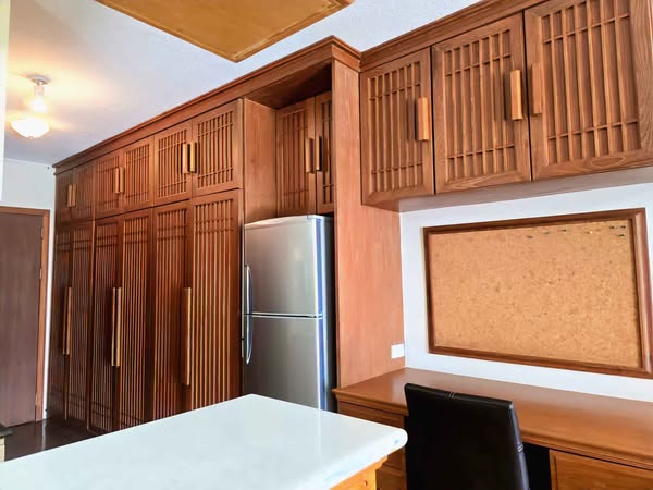 Hillside Condo 4