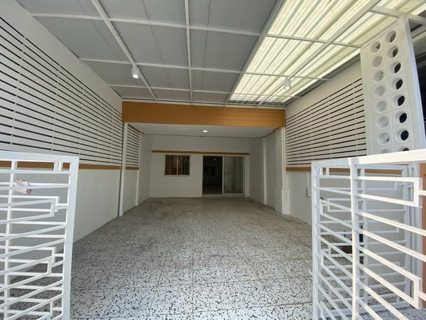 หมู่บ้านแดนทองวิลเลจ