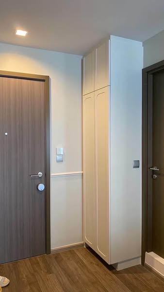 room interior of Life Ladprao Valley