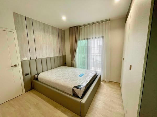 bedroom of Pimnara Srinakarin-Bangna