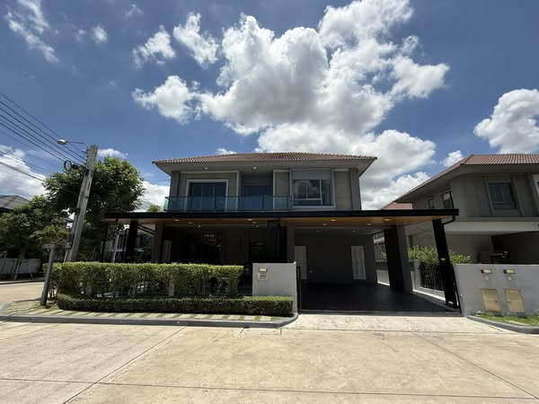 บ้าน เวนิว พระราม 9 (VENUE RAMA 9)