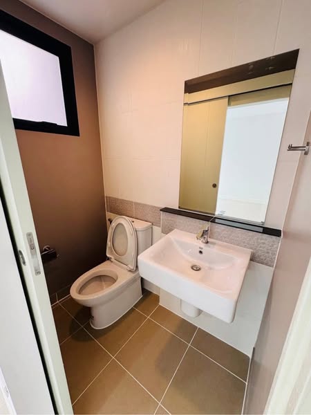 bathroom of บ้านกลางเมือง ราชพฤกษ์-สาทร