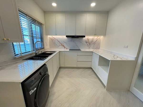 kitchen of Centro Bangna