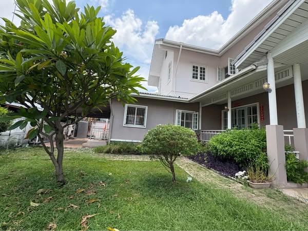 Mueang Thong 4 Village