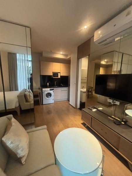 living room and bedroom of Park24