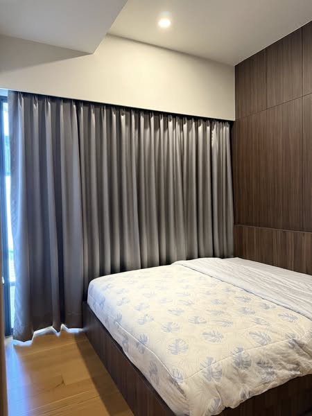 bedroom and room interior of Siamese Exclusive 31