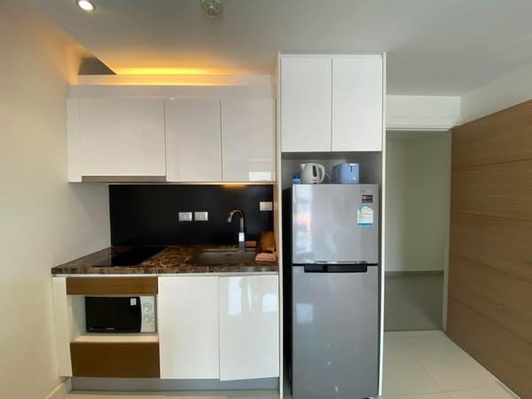 Sunset Boulevard Residence 2