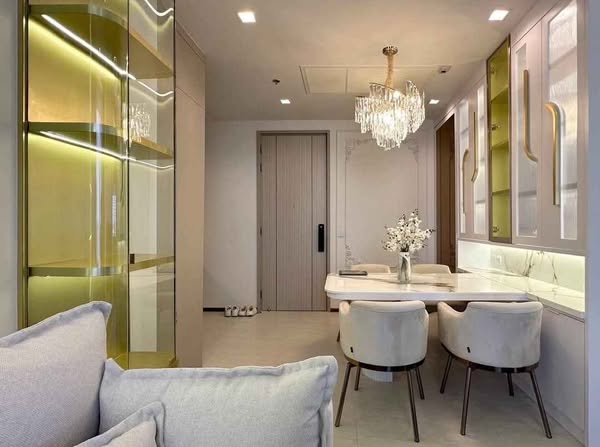 living room and room interior and bathroom of The Address Siam-Ratchathewi