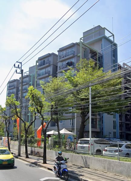 The Escape Condominium – ดิ เอสเคป คอนโดมิเนียม