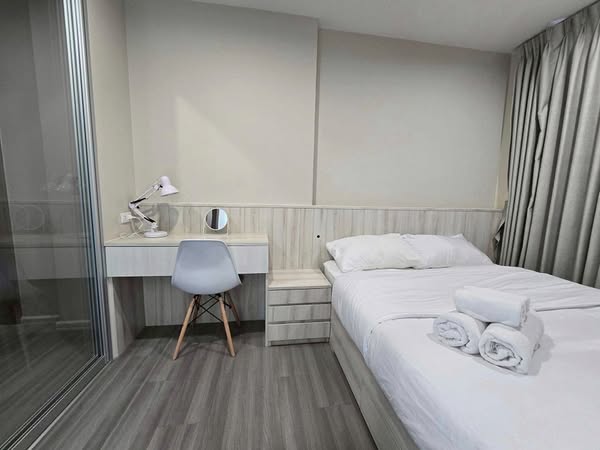 bedroom of The Parkland Charan-Pinklao