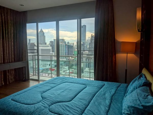 bedroom of The Prime 11 Condo