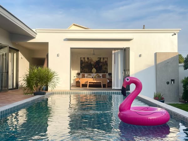 pool of Two Villas HOLIDAY – Oxygen Style Bangtao