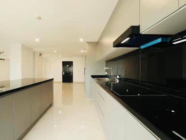 kitchen of Avana Bangkok Hotel