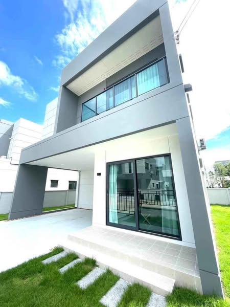 room interior of Centro Bangna