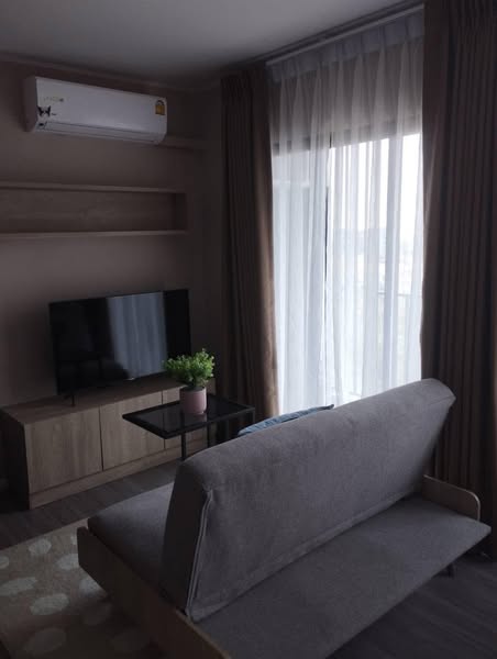 living room and bedroom of dcondo Campus Hideaway