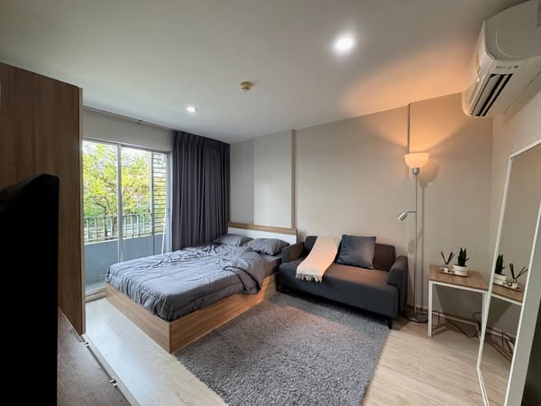 bedroom of Elio Sukhumvit 64