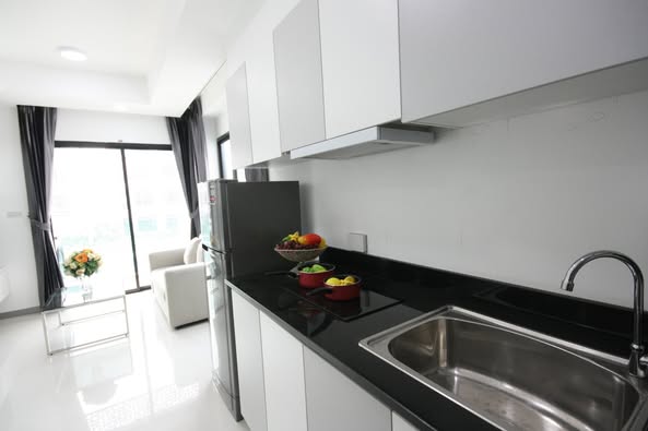 kitchen of Feel Condo Pinklao - Charan 59
