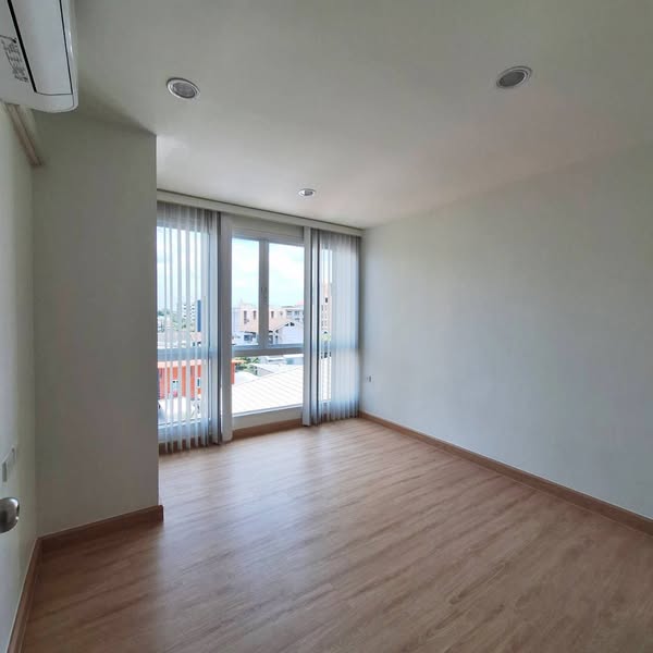 Humble Living At Yuyen