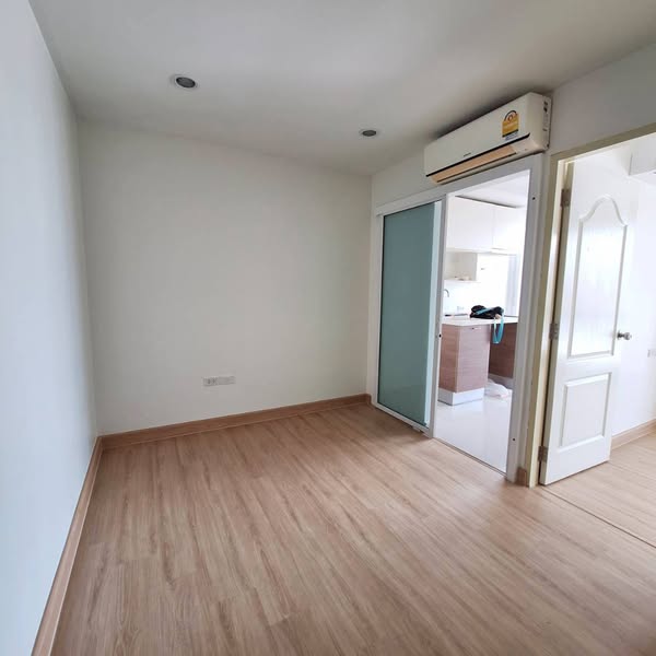 room interior of Humble Living At Yuyen