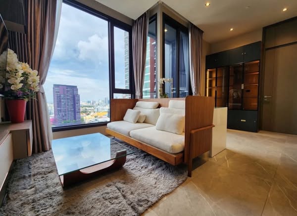 bedroom of HYDE Heritage Thonglor, Sukhumvit 59 main road