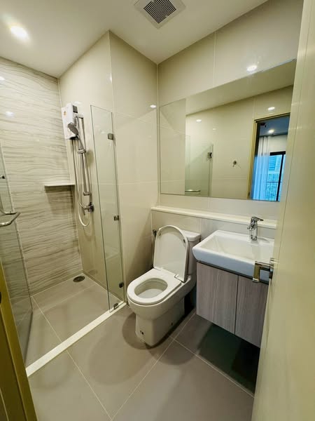bathroom of Life Rama 4 – Asoke