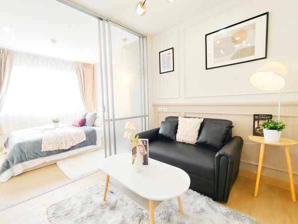 living room and bedroom of Lumpini Ramintra