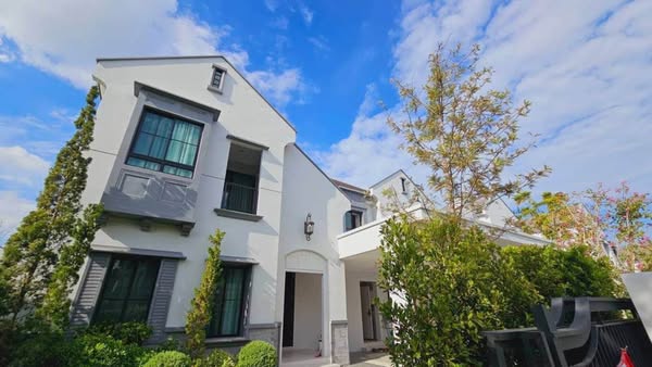 Nantawan Rama 9 – New Krungthepkreetha