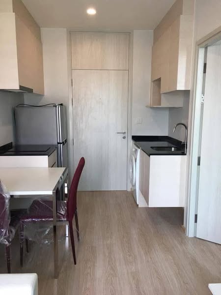 Noble Revolve Ratchada 1