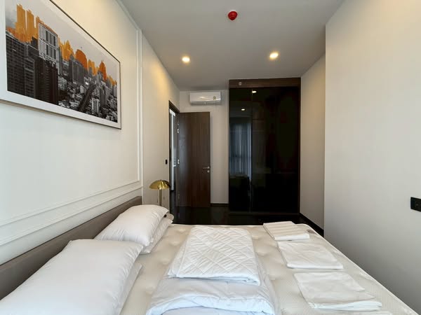 bedroom of Park​ Origin​ Thonglor