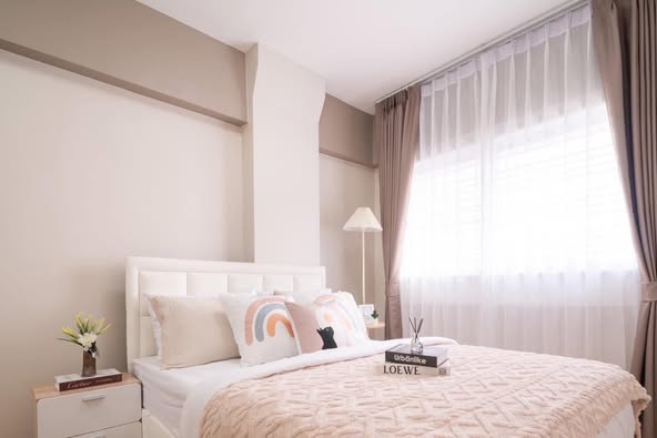 bedroom of Ranee Place Condominium