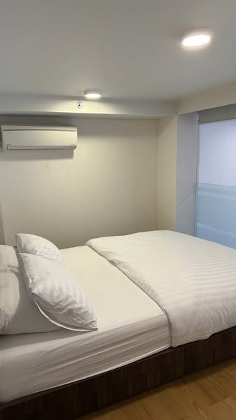 bedroom of Siamese Exclusive 31