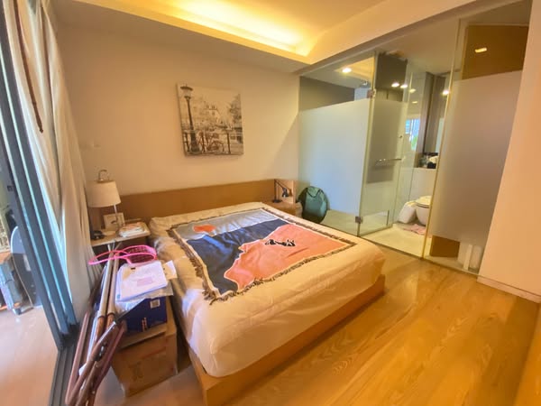 bedroom of Siamese Gioia