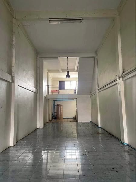 Thai Charoen Commercial Building