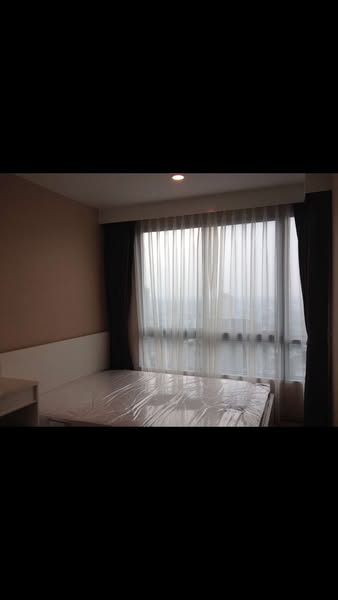 bedroom of THE BASE Sukhumvit 77