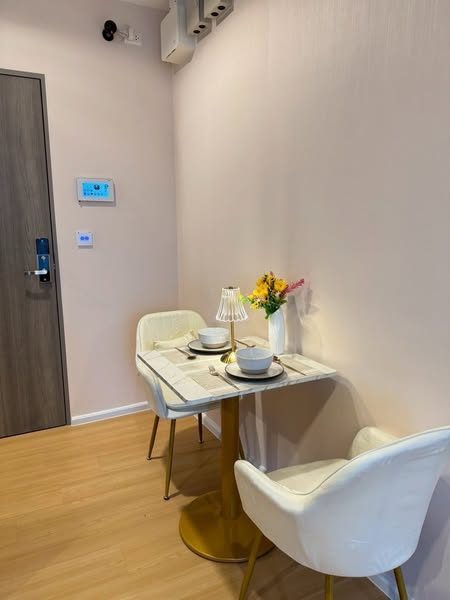 room interior of The Cuvee Tiwanon