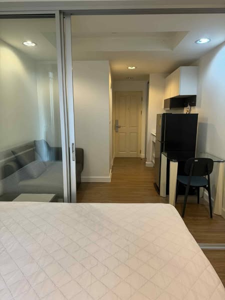 bedroom and room interior of The Kris 6 Ratchada 17