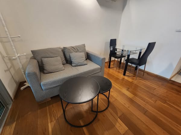 living room of THE LINE Phahonyothin Park