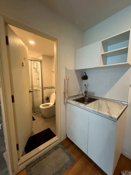 bathroom of The Selected Kaset-Ngamwongwan by LPN