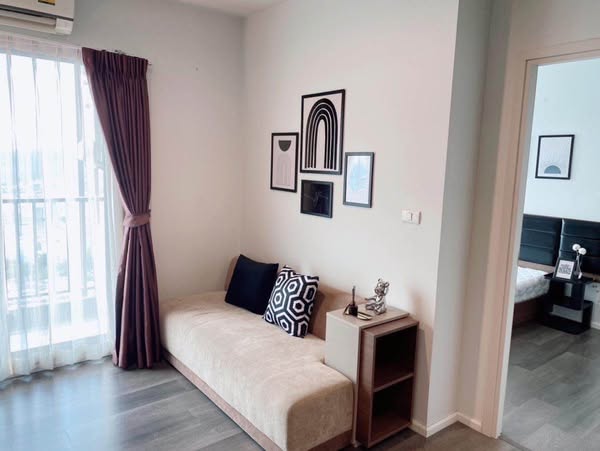 living room and bedroom of The Stage Taopoon – Interchange