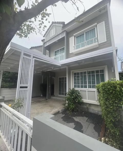 The Village 3 Bang Na-Wong Waen